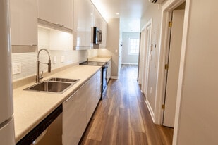 Building Photo - 1908 Constitution Ave NE