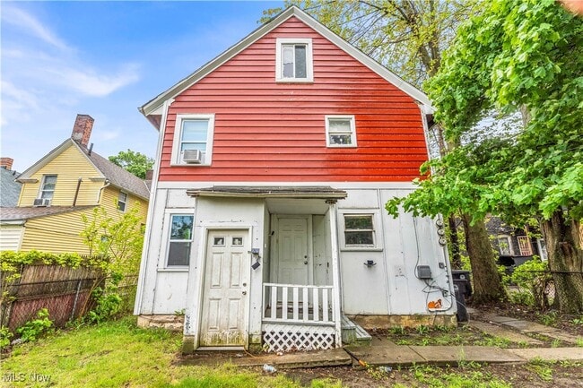 Building Photo - 9702 Laird Ave