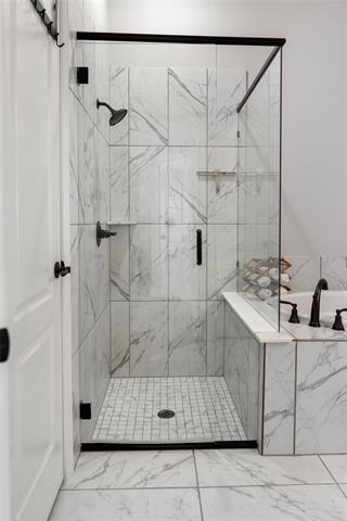 Building Photo - 541 Marigold Dr