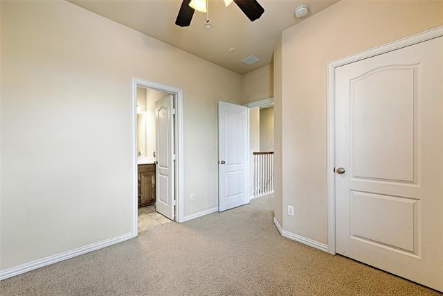 Building Photo - 2326 Stutz Dr