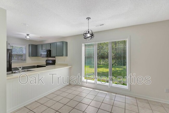 Building Photo - 4407 Great Oak Dr