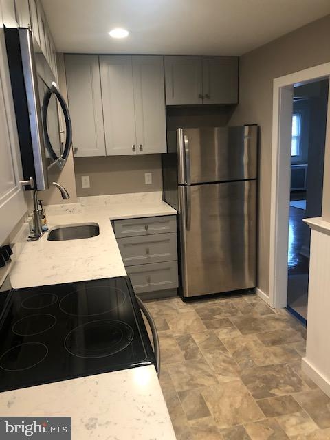 Building Photo - 420 Highland Ave