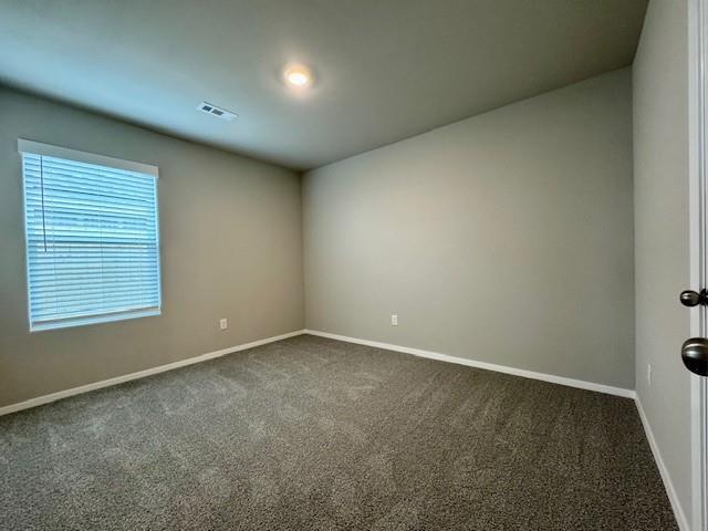 Building Photo - 2440 N Raven Ln