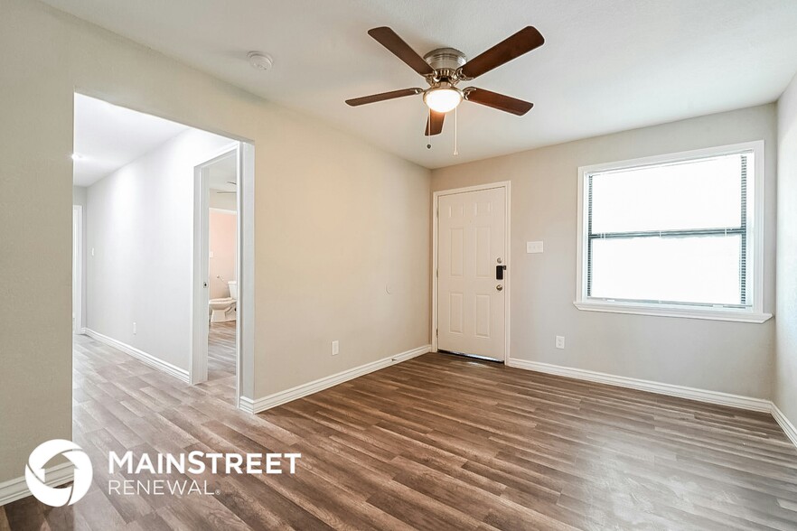 Building Photo - 2403 El Capitan Dr