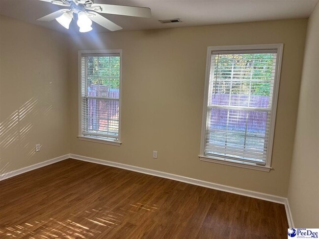 Building Photo - 438 Quail Pointe Dr