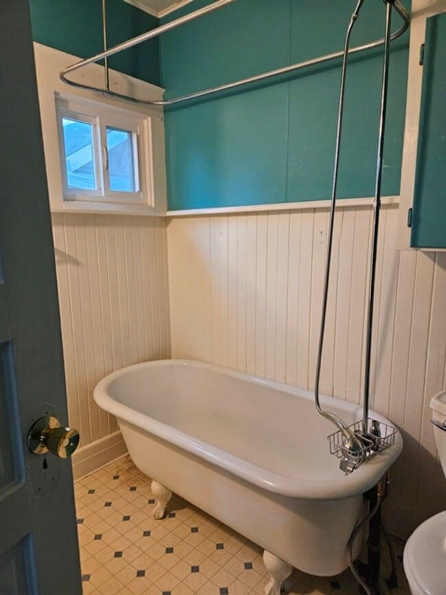 Building Photo - reie01*