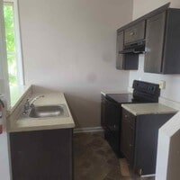 Building Photo - 705 E 6th St