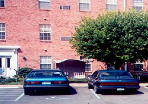 Building Photo - Madison Heritage Apartments