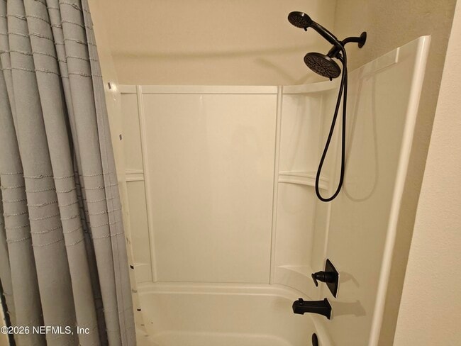 Building Photo - 1876 Amberly Dr