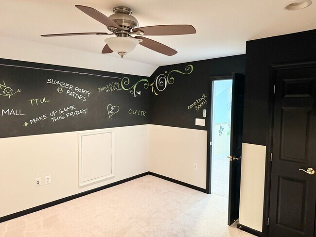 Building Photo - GORGEOUS FORMER MODEL HOME - MINUTES TO QUANTICO