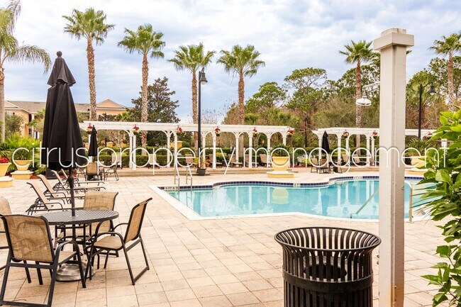 Building Photo - 2/2 Condo in Mosaic at Millenia