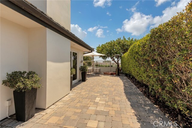 Building Photo - 2897 Chateau Way