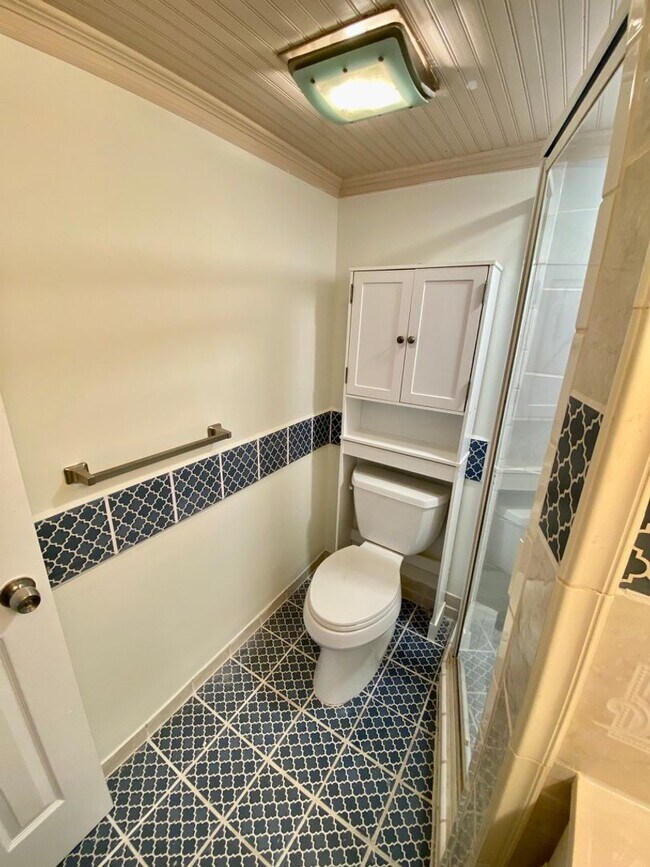 Building Photo - Great Condo in Pompano Beach Just West of ...