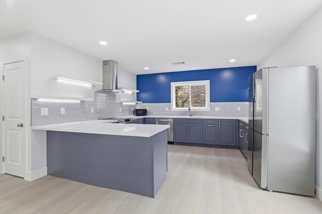 Building Photo - 1802 Ponca Ct