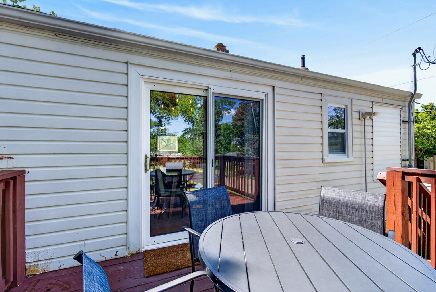 Building Photo - 8821 Kendale Dr