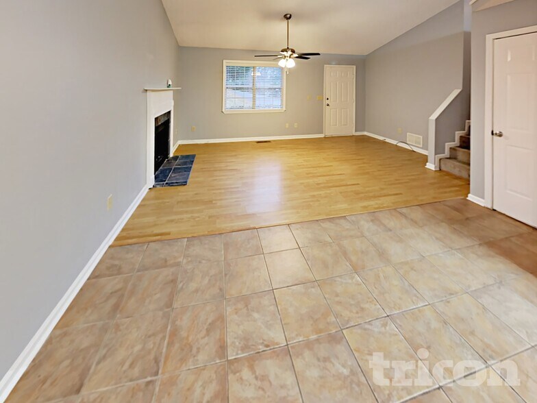 Building Photo - 140 Remington Ln