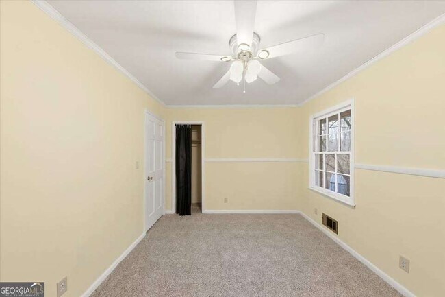 Building Photo - 8435 E Campbellton St