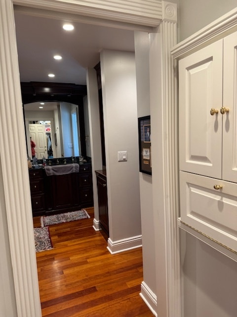 Building Photo - 9675 Rollin Dr