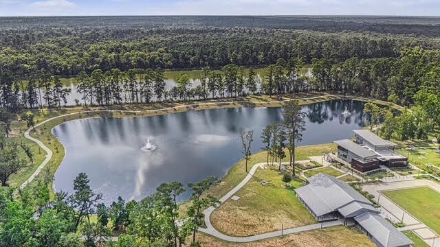 Building Photo - 206 Liatris Ct