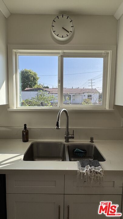 Building Photo - 1442 Ellsmere Ave