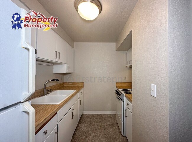 Building Photo - 316 N 29th St