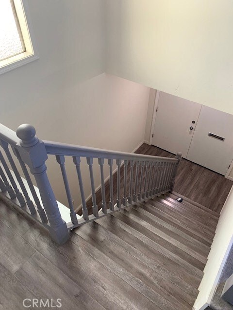Building Photo - 217 Crest Dr