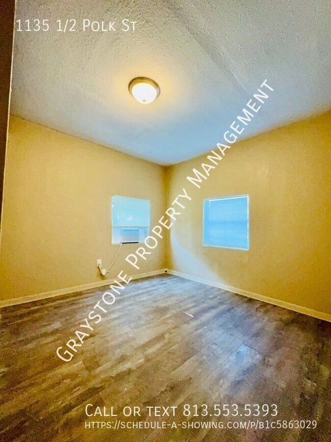 Building Photo - 1135 1/2 Polk St-