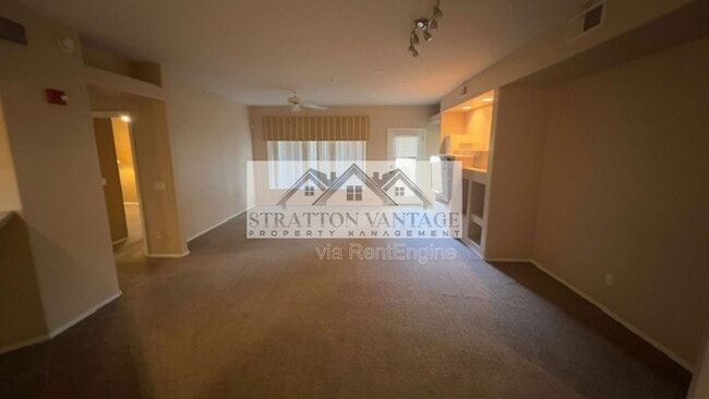 Building Photo - 1351 N Pleasant Dr