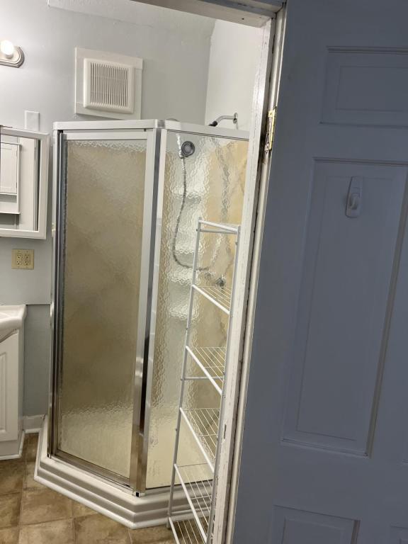 Building Photo - 1016 Constitution St