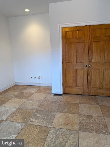 Building Photo - 3312 Catlett Rd