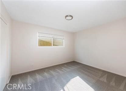 Building Photo - 1019 E Walnut Ave