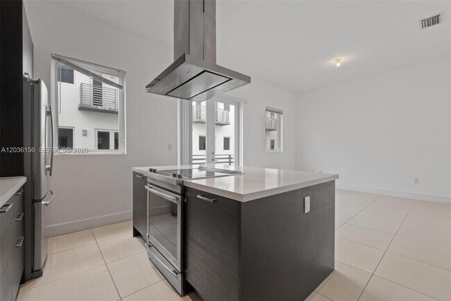 Building Photo - 9161 NW 33rd St