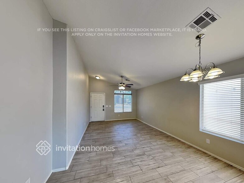 Building Photo - 10476 W Sunflower Pl
