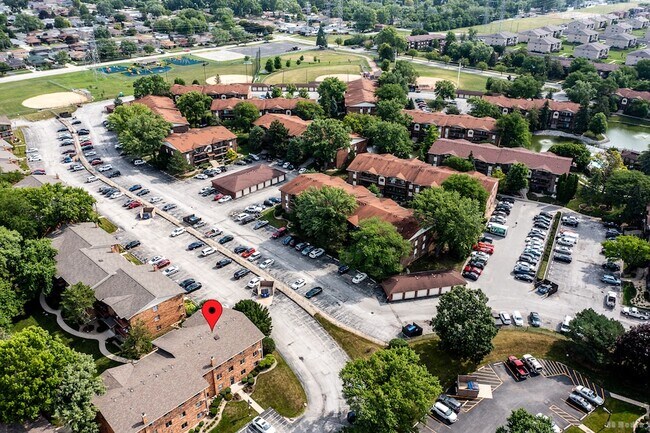 Building Photo - 5324 Waterbury Dr