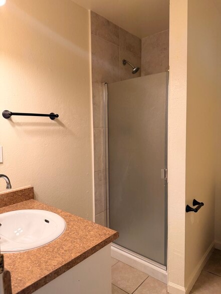 Building Photo - 1228 Payne Ct