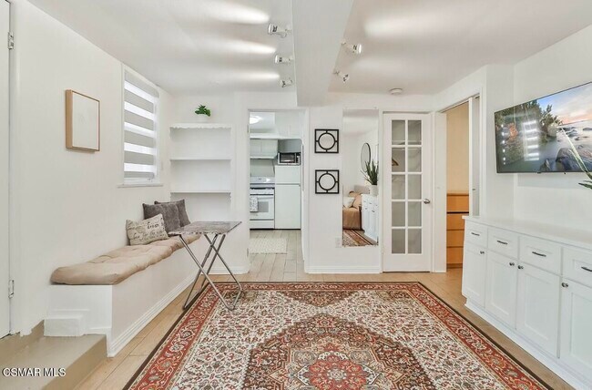 Building Photo - 1637 Malcolm Ave