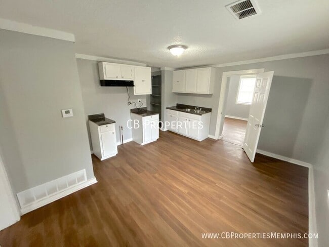 Building Photo - 3447 Cook Rd