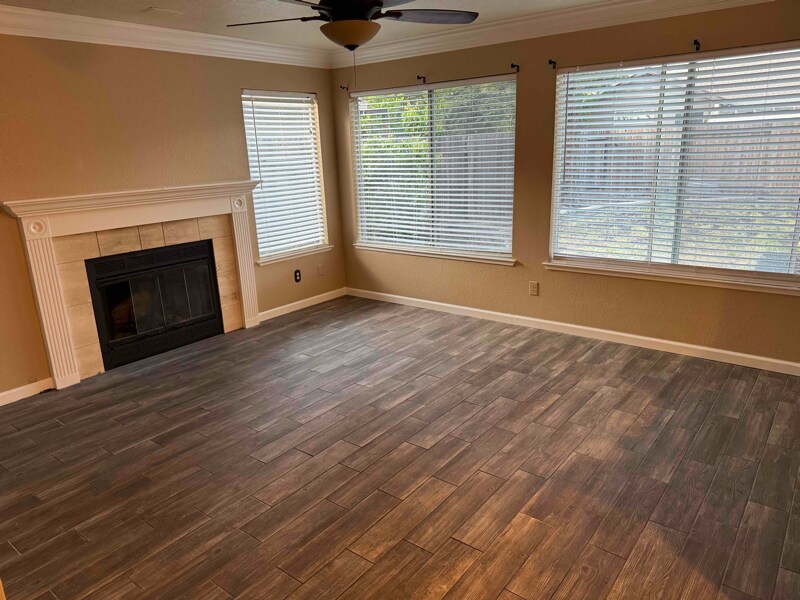 Building Photo - 6320 Di Lusso Dr