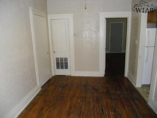 Building Photo - 2002 Tilden St