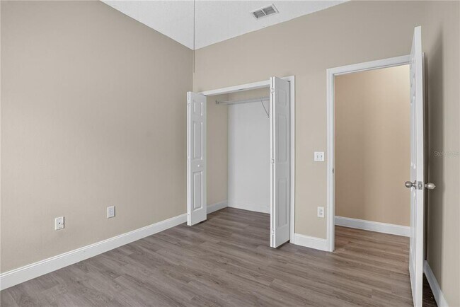 Building Photo - 121 Aurelia Ct