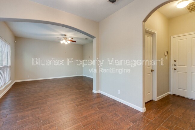 Building Photo - 12611 Perini Ranch