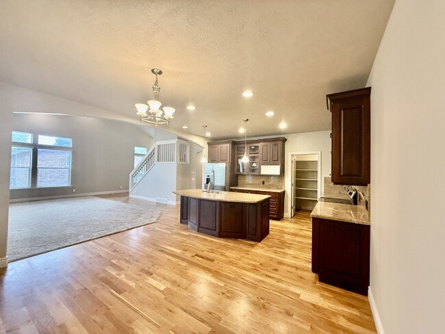Building Photo - 2028 E 4500 S