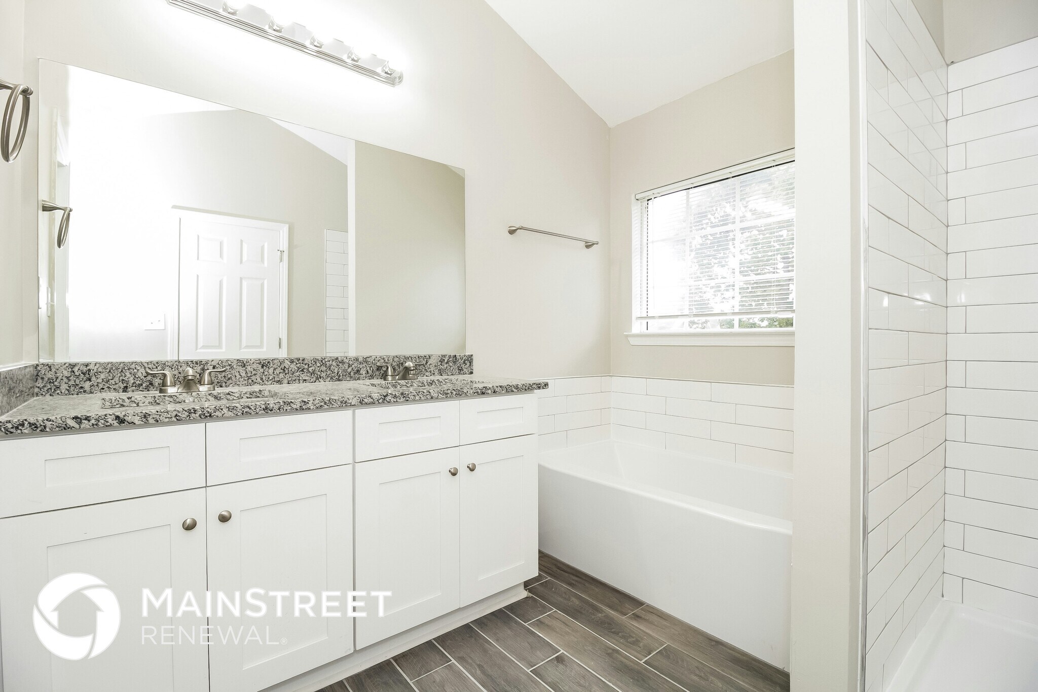 Building Photo - 7596 Briar Crest Ct