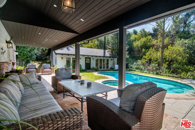 Building Photo - 9530 Moonridge Terrace Pl