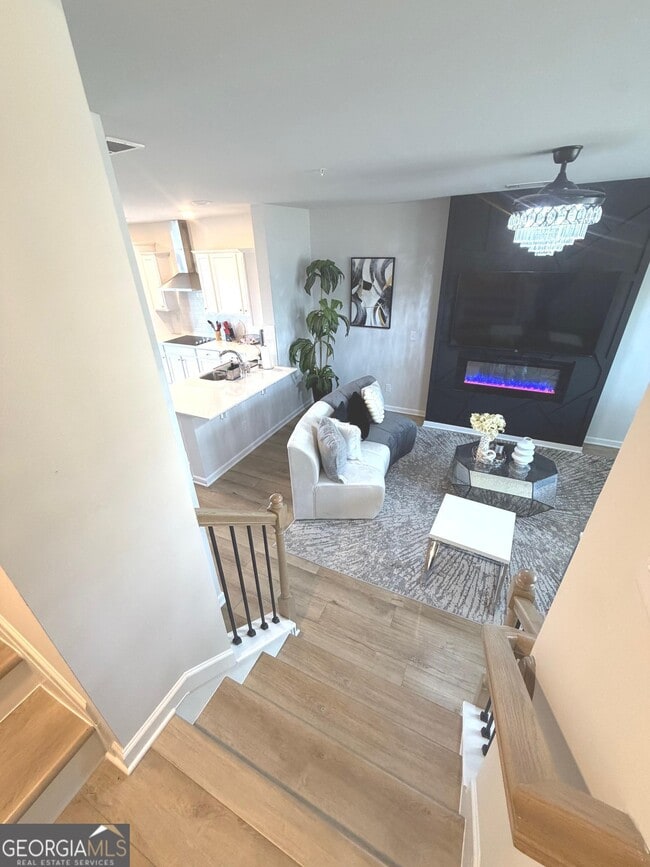 Building Photo - 205 Wallace St