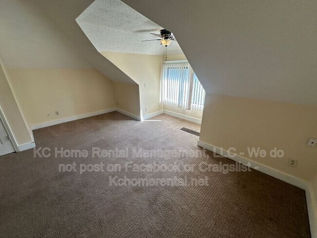 Building Photo - 2826 Harrison St