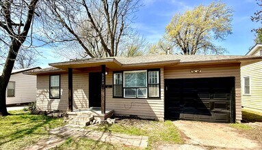 Building Photo - Cute 2BD 1BA Bungalow in Bethany!!