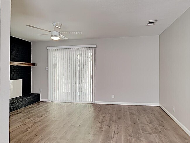 Building Photo - 3011 Matador Dr