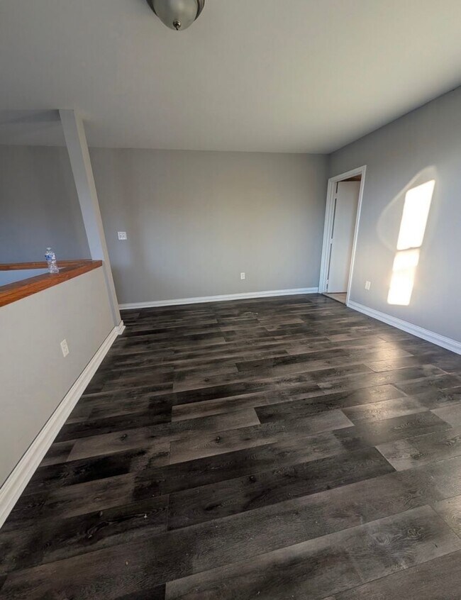 Building Photo - 41 S Highland Ave