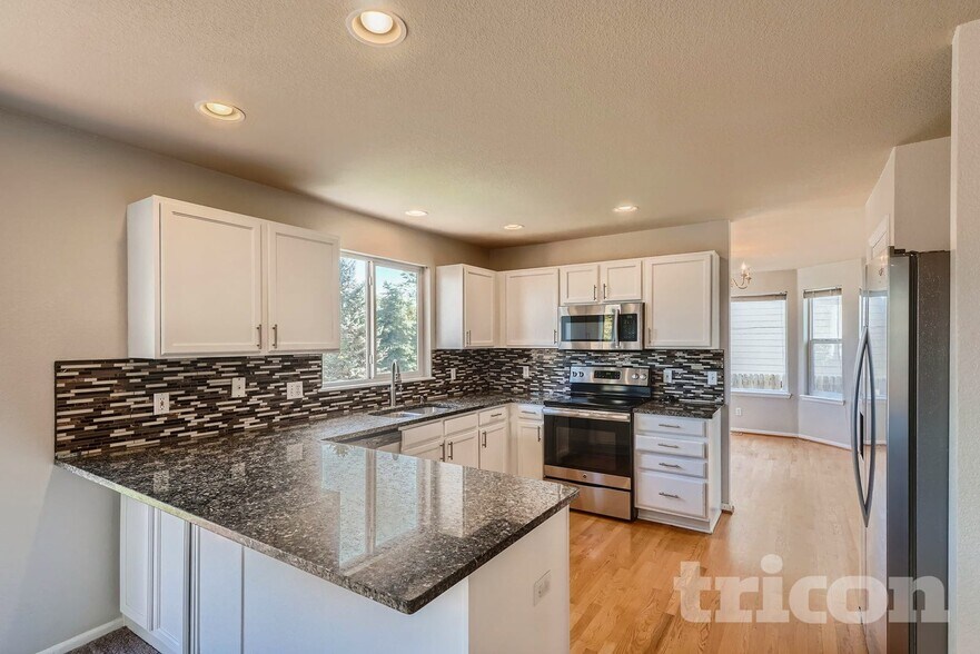 Building Photo - 4879 E 119th Ct